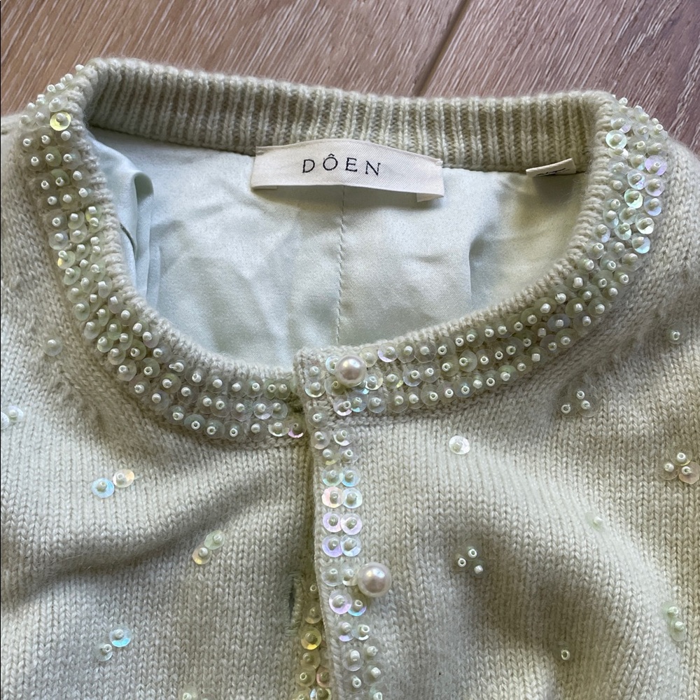 Doen Cashmere Pearl-Embellished Cream Women's Cardigan Sweater - Picture 5 of 14